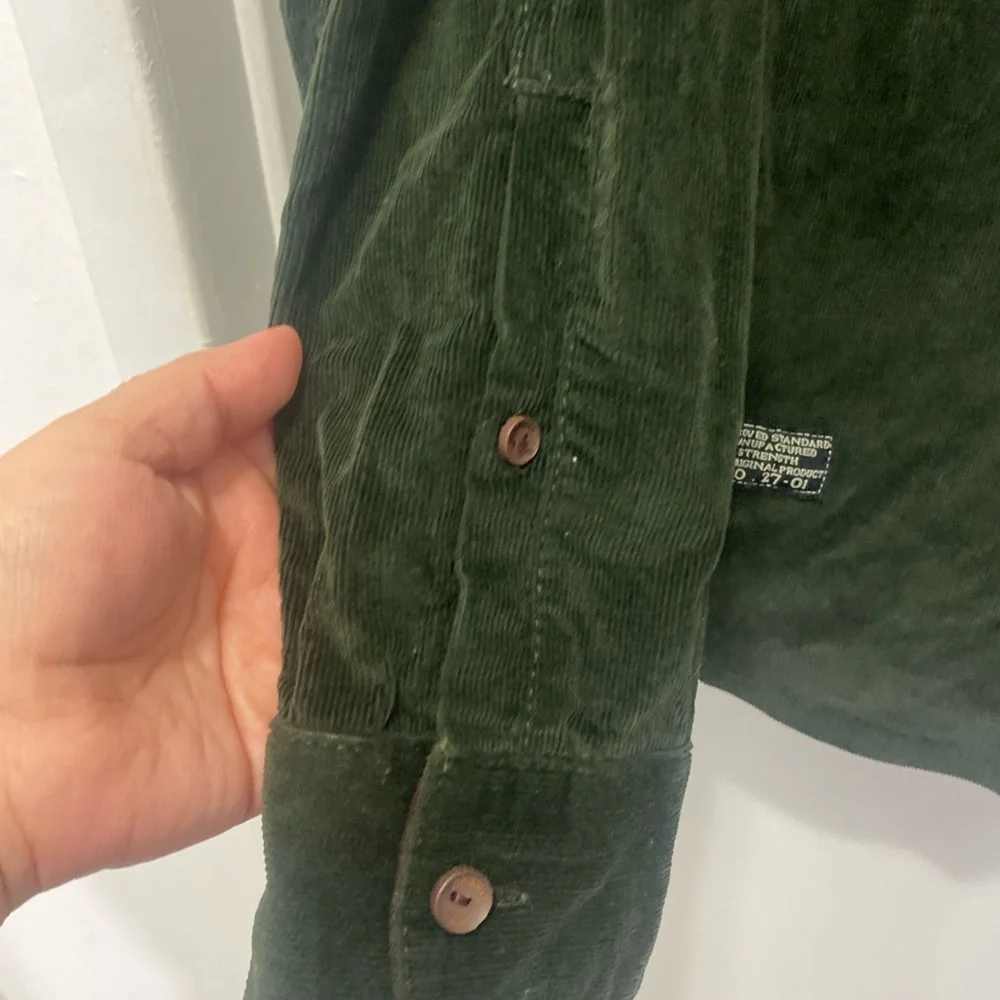 Jack South Men Corduroy Buttoned Down Shirt - Picture 6 of 8